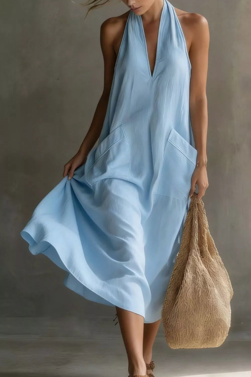 Women’s casual halter neck pocket midi dress for everyday style