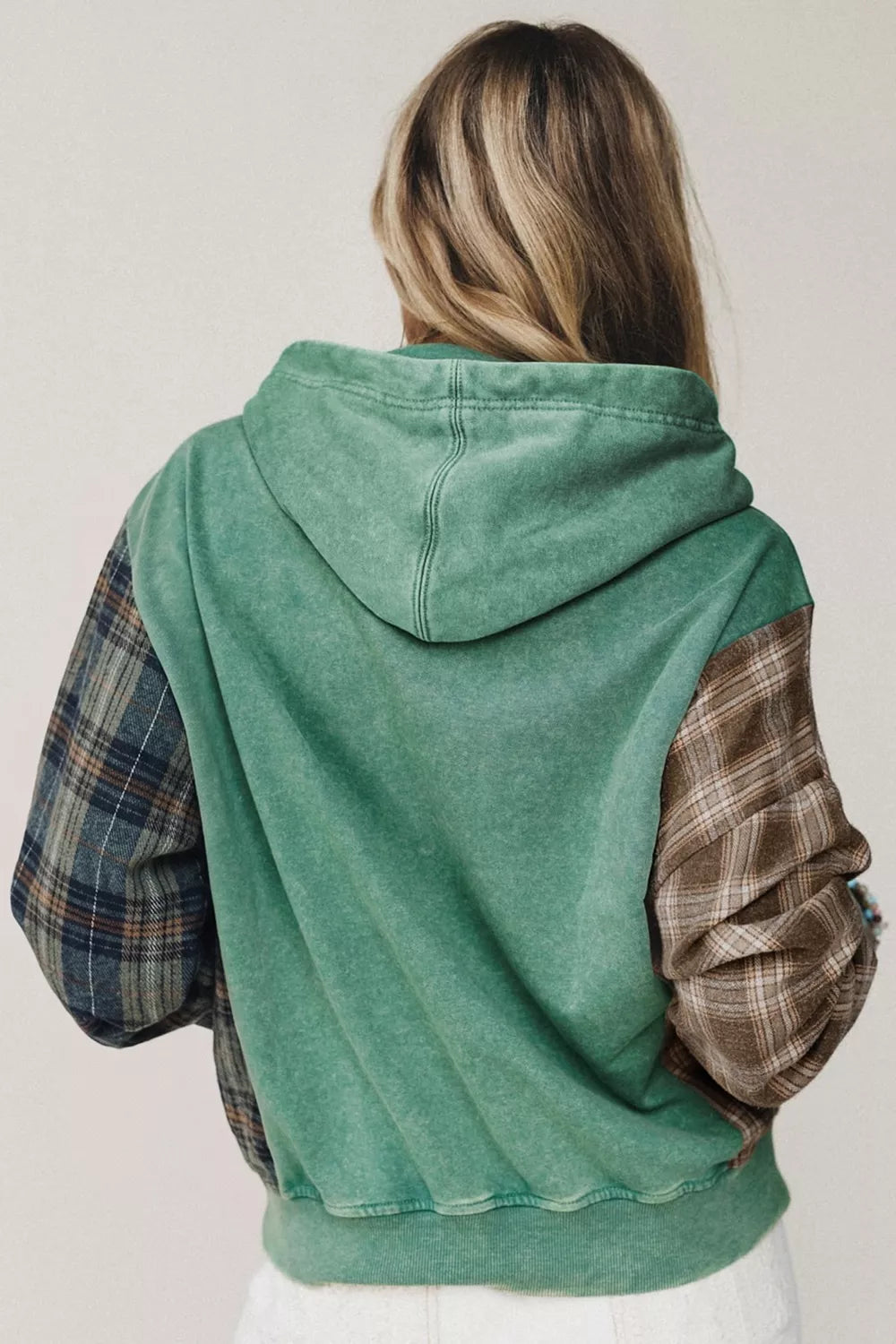 Women’s plaid kangaroo pocket hoodie for cozy everyday style
